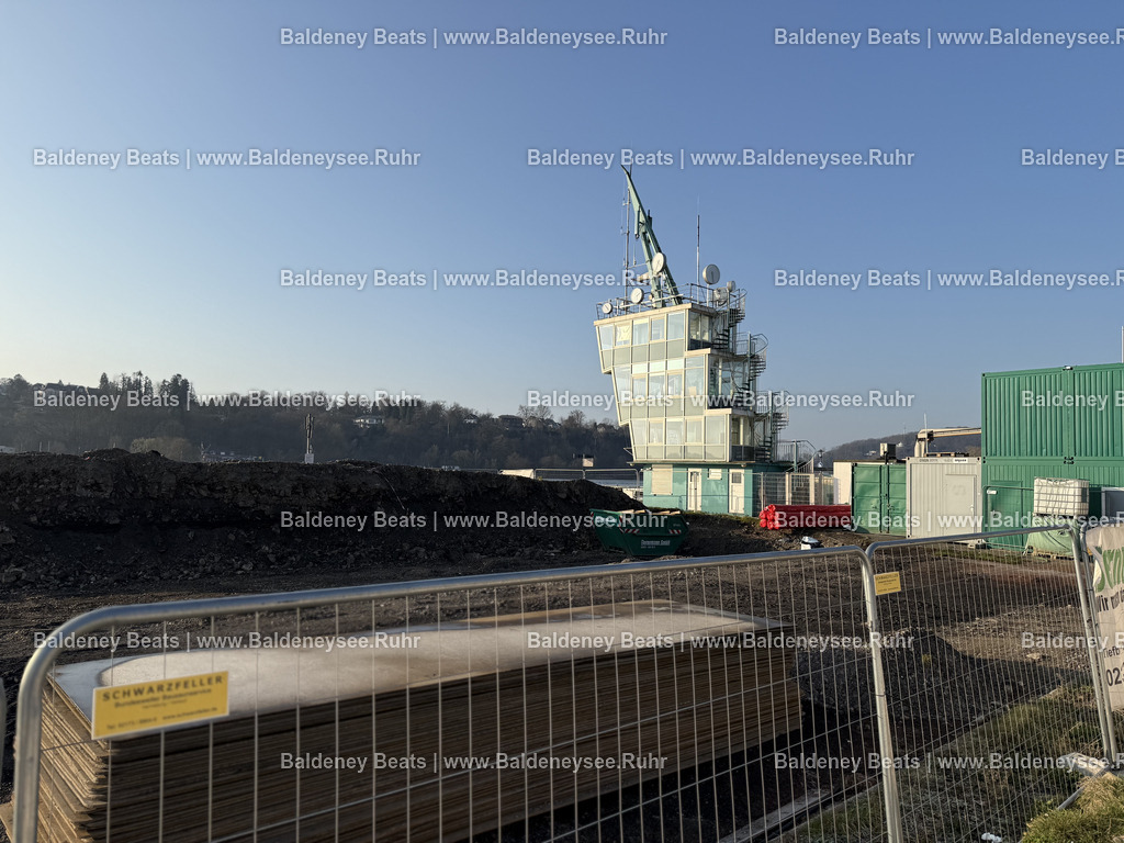 Bautagebuch - Regattatribüne Baldeneysee | Alle Nutzungsrechte vorbehalten. Jede Nutzung des Bildes bedarf einer gültigen Lizenz. Der Urheber- und Quellenhinweis „Foto: Cesar von Meissen / Baldeneysee.Ruhr“ ist bei jeder Veröffentlichung direkt am Bild anzubringen. Eine Weitergabe, Unterlizenzierung oder Weiterveräußerung an Dritte ist unzulässig. - Realisiert mit Pictrs.com