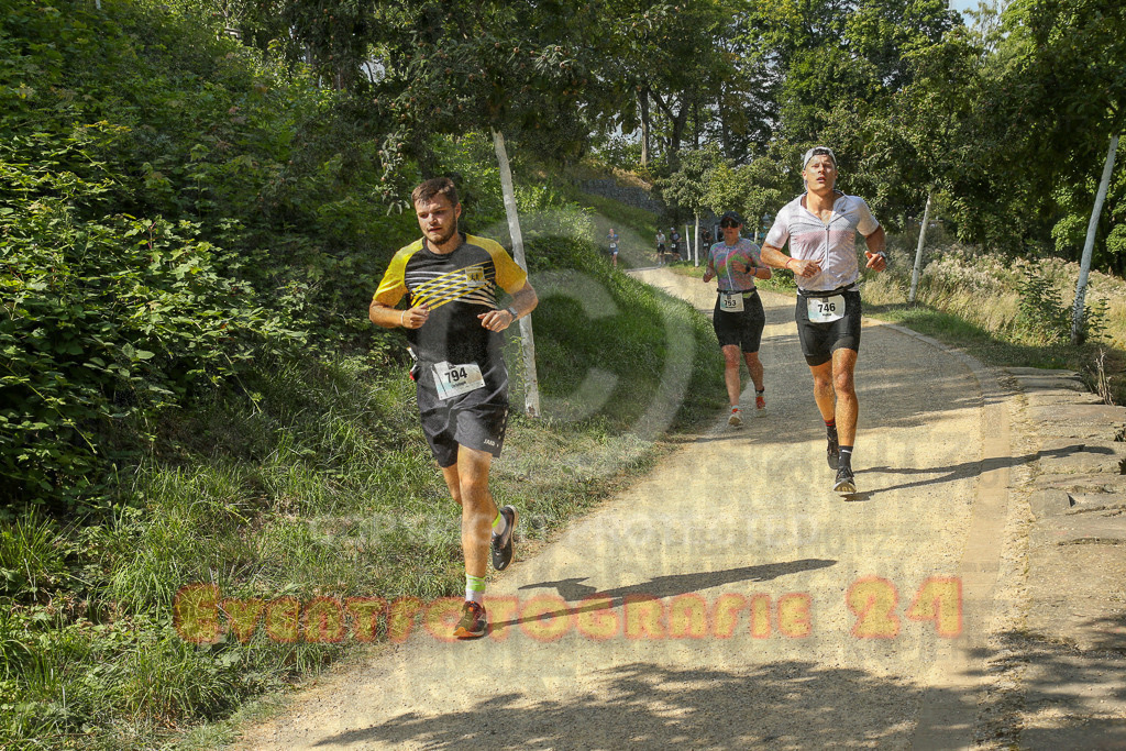 250824_1448_EX1_7615 | Sportfotografie im Rhein-Sieg Kreis, Köln, Bonn, NRW, Rheinland Pfalz, Hessen, etc. Unser Tätigkeitsfeld umfasst den Laufsport vom Volkslauf über den Marathon, Duathlon, Triathon bis zum Ultralauf wie Kölnpfad Ultra oder Schindertrail.