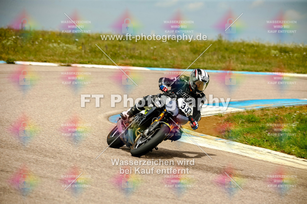 Chambley Juli-2649 | Hier findet Ihr Bilder von Touristenfahrten auf der Nürburgring Nordschleife oder von anderen Veranstaltungen die ich besucht habe. Viel Spass beim Durch Schauen 