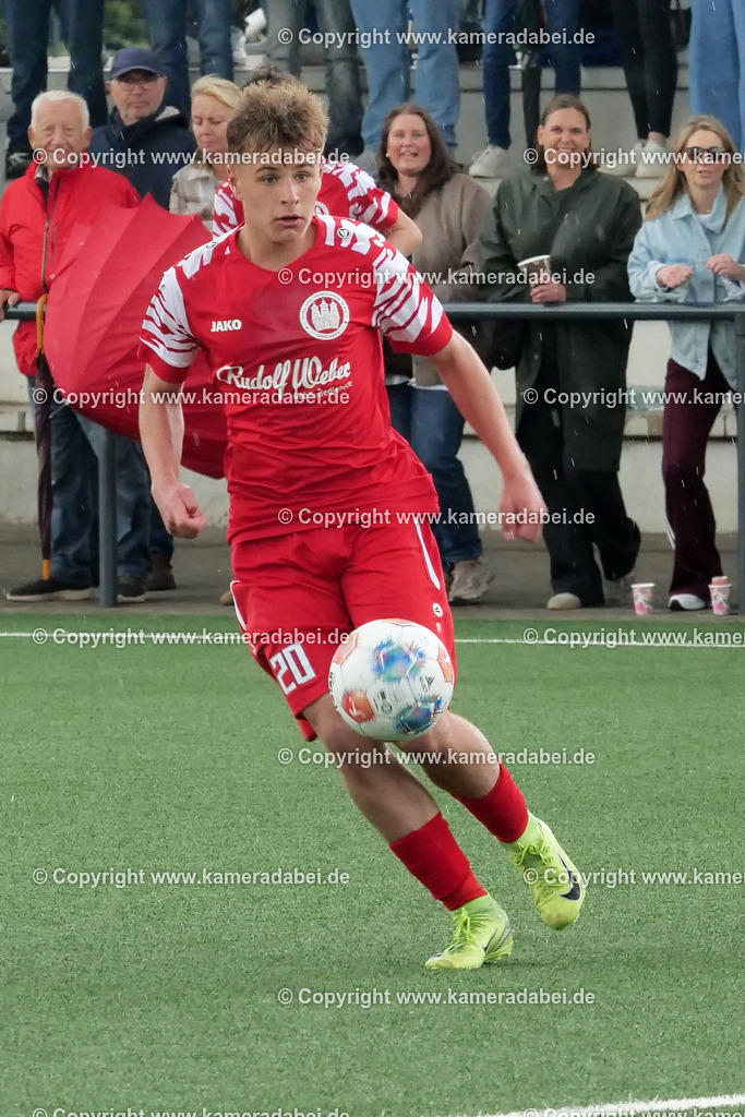 Fußball : C-Junioren : Aufstieg Regionalliga West : SUS 09 Dinslaken - Vfb 03 Hilden am 04.06.2026 in Dinslaken | Fußball : C-Junioren : Aufstieg Regionalliga West : SUS 09 Dinslaken (rotr Trikots)- Vfb 03 Hilden (weiße Trikots) am 04.06.2026 in Dinslaken - Realisiert mit Pictrs.com