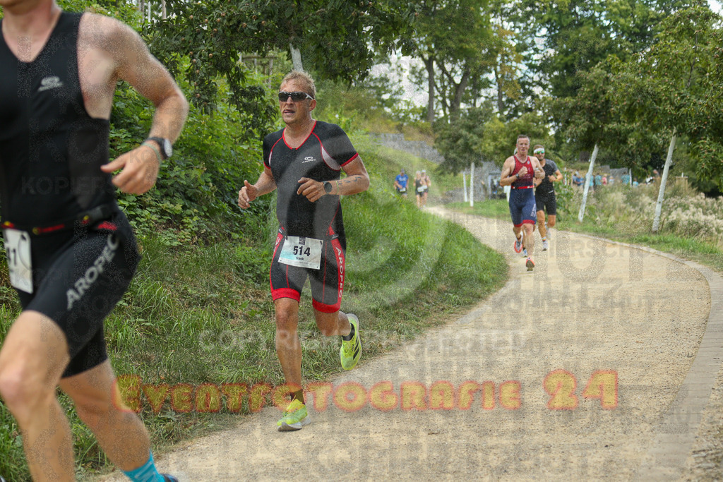 250824_1353_EX1_4135 | Sportfotografie im Rhein-Sieg Kreis, Köln, Bonn, NRW, Rheinland Pfalz, Hessen, etc. Unser Tätigkeitsfeld umfasst den Laufsport vom Volkslauf über den Marathon, Duathlon, Triathon bis zum Ultralauf wie Kölnpfad Ultra oder Schindertrail.