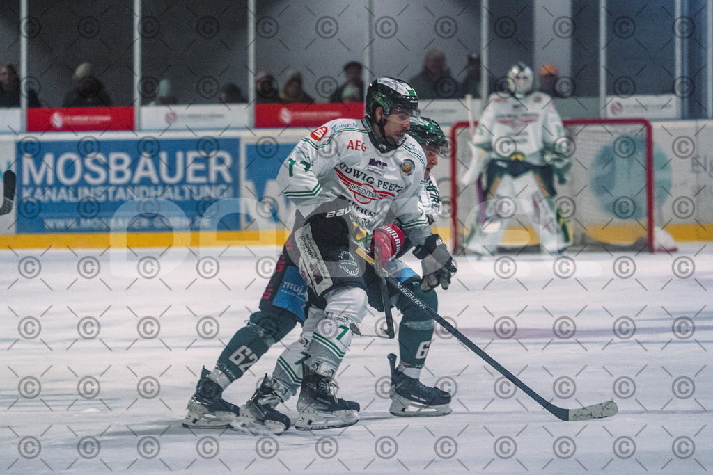Erding_vs_Alligators_02_01_2026-62 | Höchstadt Alligators Fotogalerie: Eishockey-Action aus Franken. Professionelle Spielfotos, Portraits & Stadionbilder zum Download. Jetzt entdecken! - Realized with Pictrs.com
