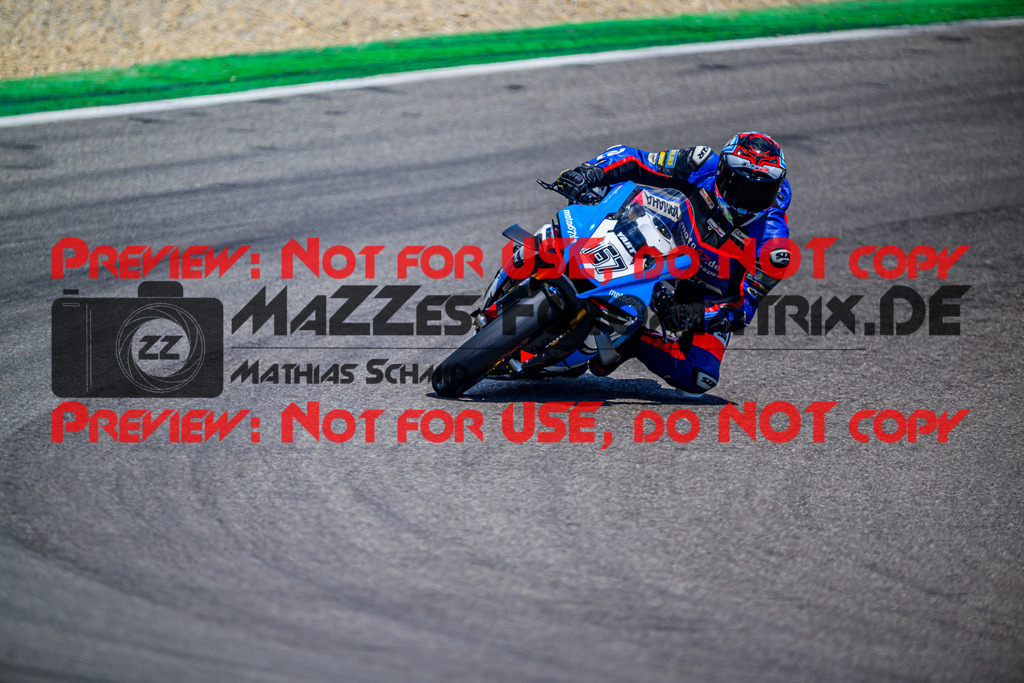 MaZZes_Fotomatrix_20250628_6007705_4663-2 | WEISS