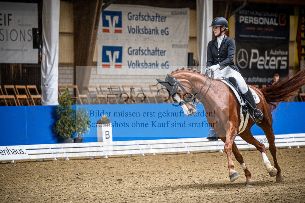 DOS_1791 | Entdecke hochwertige Reitturnierfotos von Foto Oger. Professionell, emotional und authentisch – jetzt Lieblingsmomente im Shop bestellen.Deutschlandweite Turnierfotografie. - Realisiert mit Pictrs.com