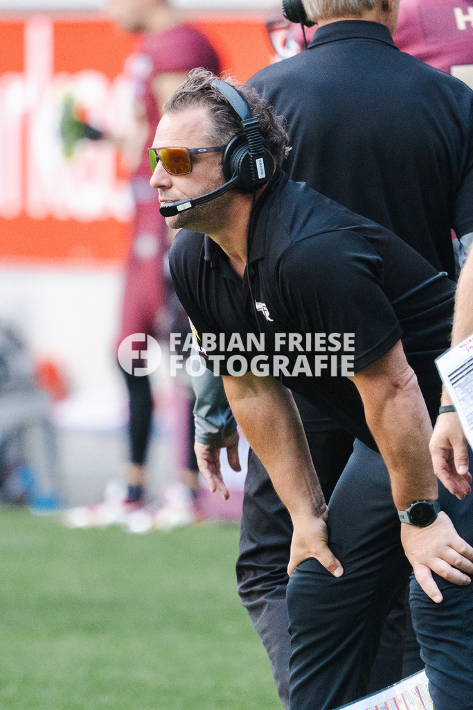 GER Rhein Fire vs. Raiders Tirol, Football, European League of Football, Spieltag 12, Saison 2025, 10.08.2025 | GER Rhein Fire vs. Raiders Tirol, Football, European League of Football, Spieltag 12, Saison 2025, 10.08.2025Foto: Fabian Friese - Realisiert mit Pictrs.com