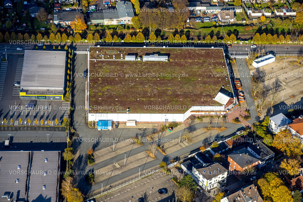 Witten231101393 | Luftbild, Geplanter Neubau Kaufland Supermarkt (ehemals real) an der Westfalenstraße, Netto Supermarkt, Annen, Witten, Ruhrgebiet, Nordrhein-Westfalen, Deutschland