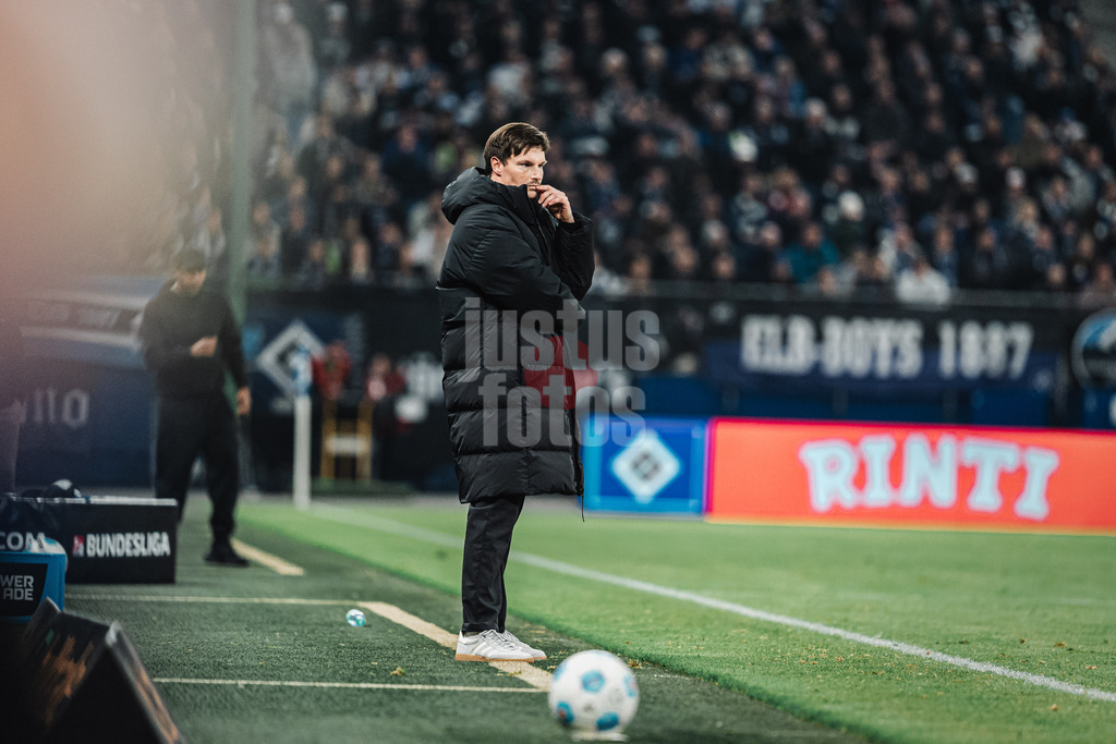 Fußball | Männer | Saison 2024/2025 | 2. Fußball-Bundesliga | 25. Spieltag | Hamburger SV vs. Fortuna Düsseldorf | 08.03.2025 | Trainer Merlin Polzin (HSV)