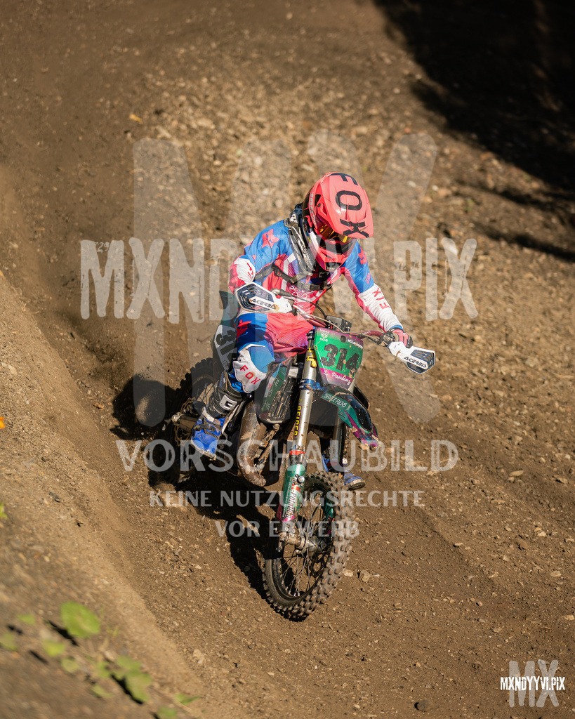 866A0968 | mxndyyvipix