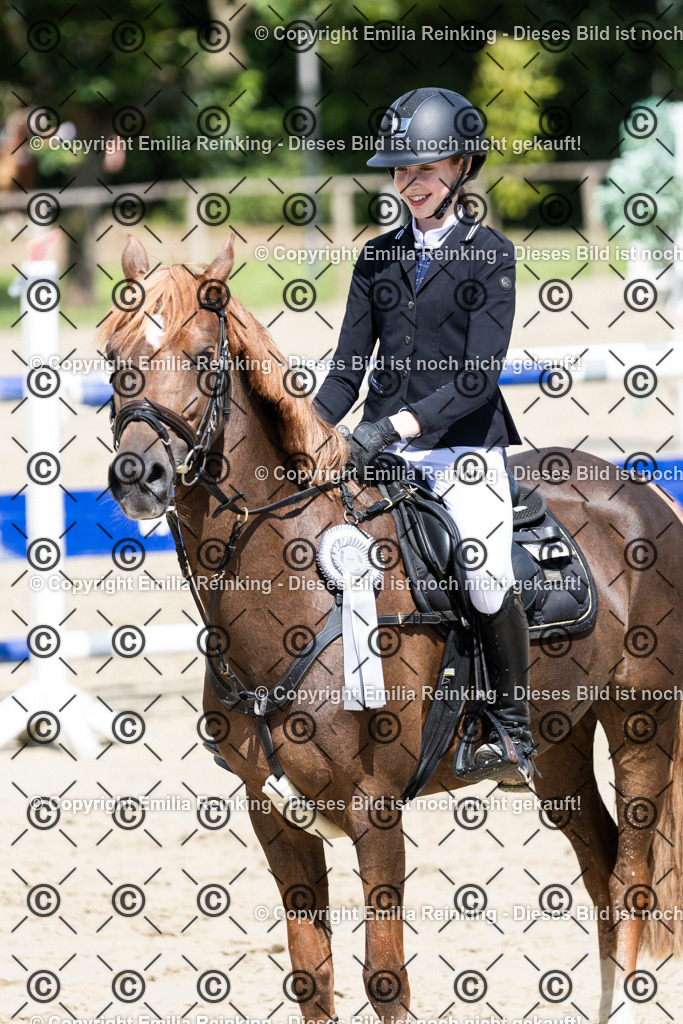 CL5A1025 | Emilia Reinking Fotografie - Realisiert mit Pictrs.com