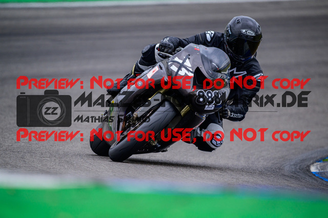 MaZZes_Fotomatrix_20250421_6007705_6879 | ROT