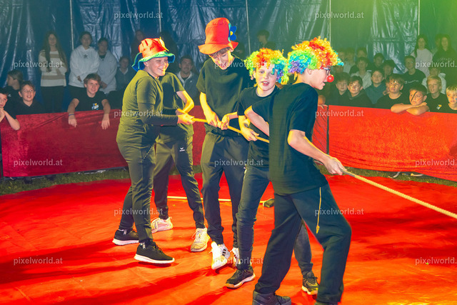 Zirkusvorstellung der MS Feldkirchen Digital | Bildershop von pixelworld.at - Realisiert mit Pictrs.com