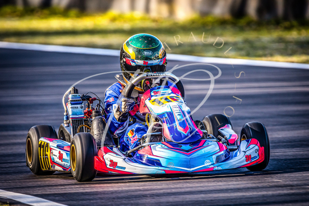 9E2BCCF3-A587-48B6-84B9-90F0A5C24746 | traudl_s_fotos
