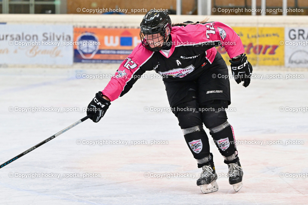 Wildcats Paternion vs. Sharkiras Gmunden | #72 Aigner Melanie, Wildcats Paternion vs. Sharkiras Gmunden, Wildcats Paternion vs. Sharkiras Gmunden am 25.10.2025 in Spittal an der Drau (Eissportzentrum Spittal), Austria, (Photo by Bernd Stefan)