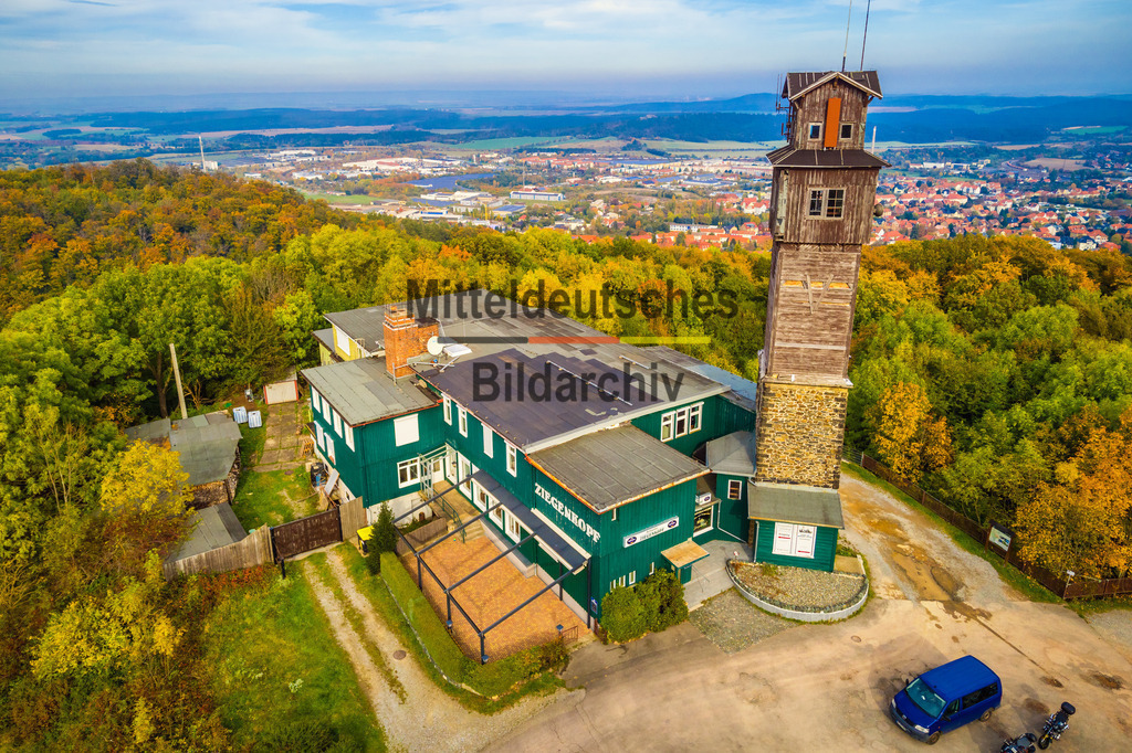 Ziegenkopf in Blankenburg Harz Herbst-0003 | Die schönsten Luftbilder von Sachen-Anhalt & Mitteldeutschland als Bilddatenbank zur kommerziellen Nutzung. Nutzen Sie unsere Erfahrung seit 2005 in der Luftbildfotografie. - Realisiert mit Pictrs.com