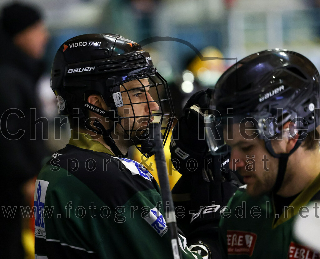 2023-02-10_044_TSV_Erding_gegen_ERSC_Amberg | Erding, Deutschland, 10.02.2023:
Eishockey, Bayernliga Meisterrunde Gruppe B 2022 / 2023, 3. Spieltag, TSV Erding gegen ERSC Amberg, Endergebnis: 6:3

Daniel Krzizok (Erding Gladiators, #18)

Foto: Christian Riedel / fotografie-riedel.net