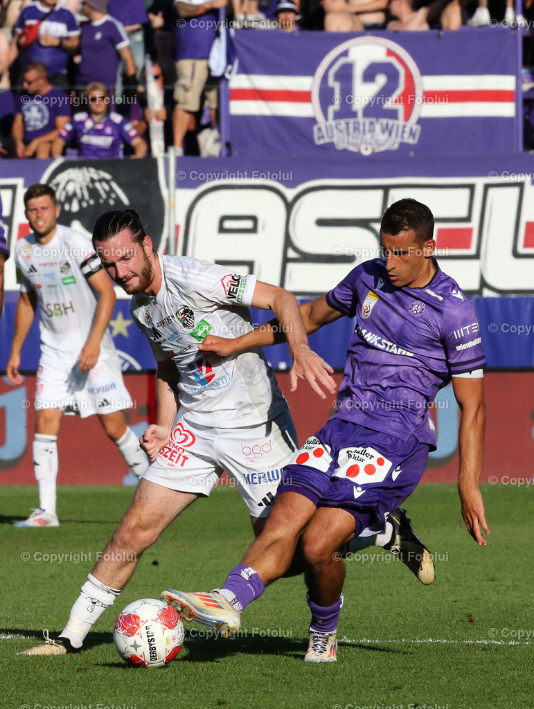 A_LUI_11082024_02 | SPORT,FUSSBALL,ADMIRAL BUNDESLIGA AUSTRIA WIEN-RZ PELLETS WAC  11.08.2024 IM BILD: MANFRED FISCHER  (AUSTRIA WIEN)  UND THOMAS SABITZER (WAC) FOTO:FOTOLUI/MW