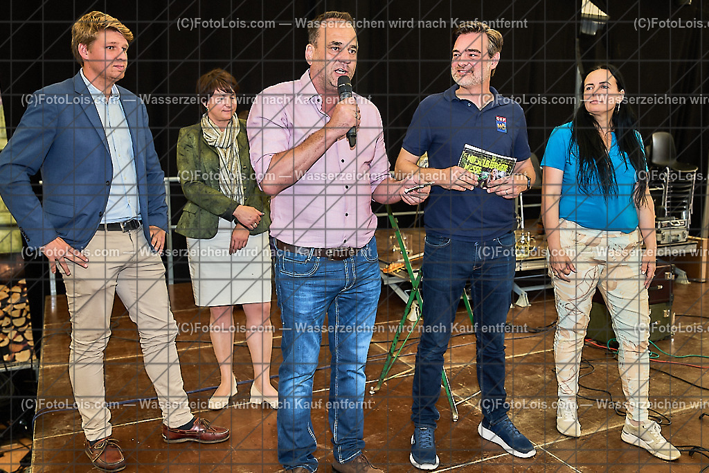 ALP9842_MESSE_LAND-FORST-JAGD_MEGA-Gewinnspiel-Verlosung | (C)FotoLois.com, Alois Spandl, WIESELBURGER MESSE LAND-FORST-JAGD, Ziehung der Sozial-Media-Gewinnspiel-Sieger der Aussteller, So 9. Juni 2024.