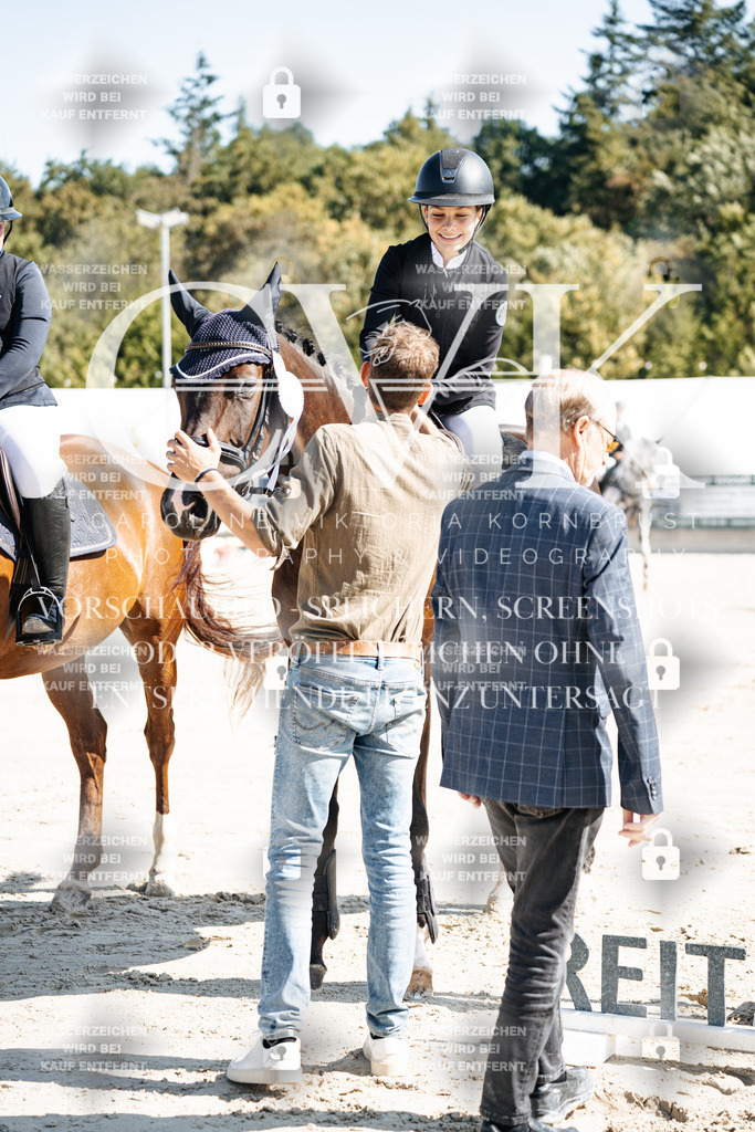 CK704819 | Turnierfotografie Pferdefotografie Trier Rheinland-Pfalz Pferdesport Reitsport Tierfotografie Sportfotografie Pferdevideo Pferdevideografie Equestrianvideography equestrianphotography  - Realisiert mit Pictrs.com