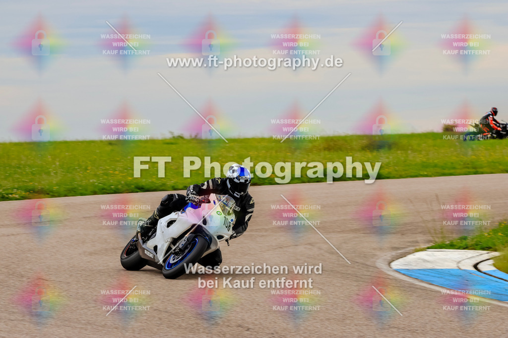 MotoTeam-1973 | Hier findet Ihr Bilder von Touristenfahrten auf der Nürburgring Nordschleife oder von anderen Veranstaltungen die ich besucht habe. Viel Spass beim Durch Schauen 