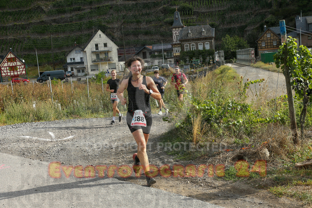 250830_1005_EX1_9394 | Sportfotografie im Rhein-Sieg Kreis, Köln, Bonn, NRW, Rheinland Pfalz, Hessen, etc. Unser Tätigkeitsfeld umfasst den Laufsport vom Volkslauf über den Marathon, Duathlon, Triathon bis zum Ultralauf wie Kölnpfad Ultra oder Schindertrail.