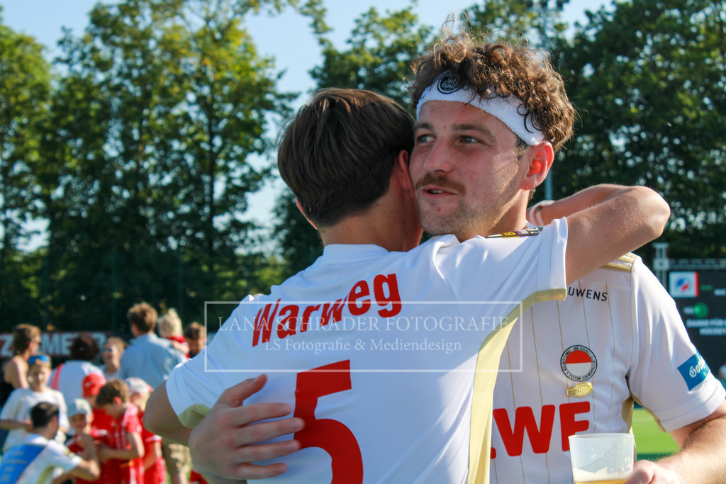 DM23 Finale Herren Mannheimer HC - Rot-Weiß Köln 04.06.23 | lanaschraderfotografie - Realisiert mit Pictrs.com