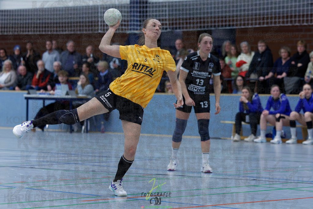 Handball Frauen Oberliga Mitte, HSG Eibelshausen/Ewersbach - HSG Lumdatal | Handball Frauen Oberliga Mitte, HSG Eibelshausen/Ewersbach - HSG Lumdatal am 21.02.2026 in Dietzhölztal-Steinbrücken (Sporthalle am Hammerweiher)Photo © 2026 - Jörg Heinrich - Realisiert mit Pictrs.com