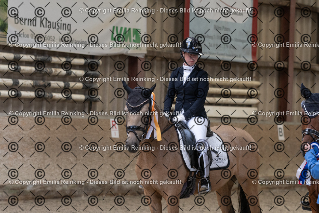 CL5A1118 | Emilia Reinking Fotografie - Realisiert mit Pictrs.com