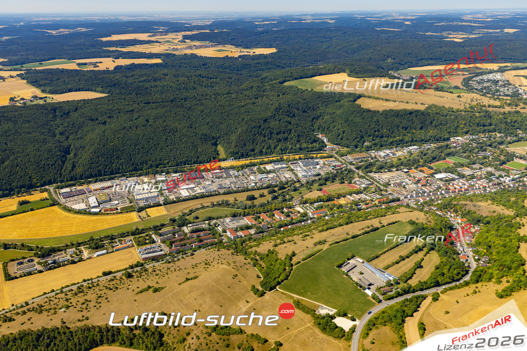 Das Luftbild der Stadt Eichstätt wurde 2022 vom Flugzeug heraus erstellt (keine Drohnen-Aufnahmen) Aufnahmehöhe ca.450 Meter- hohe Bildauflösung und Druck-Qualität. Garantiert!