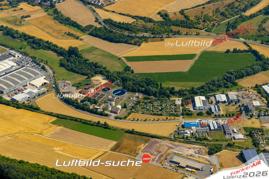 Das Luftbild zeigt : Wilhelm-Frank-Straße Bad Mergentheim - Die Luftaufnahme wurde 2023 vom UL-Flugzeug aus erstellt ( keine Drohne ) - Hochauflösende Luftaufnahme - Für grossformatige Ausdrucke geeignet. Die Geschenkidee !Mit Lizenz und Bildrechte bestellbar