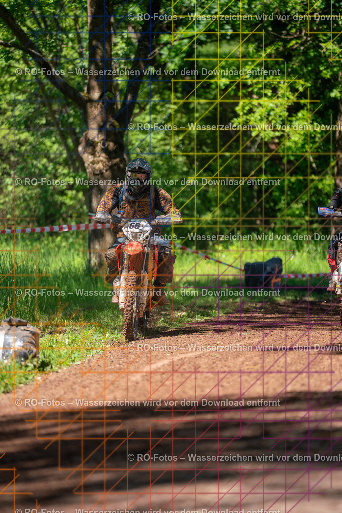 Wolfshausen 2 Lauf -463 | Sportfotografie von RO-Fotos: Motorsport, Motocross, Enduro, Laufveranstaltungen und Triathlon. Professionelle Fotos von Sportlern und Events. - Realisiert mit Pictrs.com