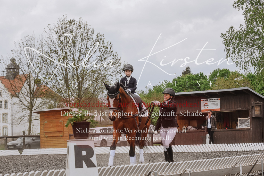20230514_JK-Röhrsdorf-25-120 | Pferde- und Turnierfotografie in Westsachsen. Pferdeportraits, Auftragszeichnungen und intuitive Kunst.