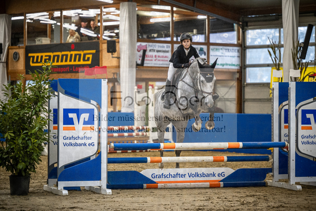 DOS_0196 | Entdecke hochwertige Reitturnierfotos von Foto Oger. Professionell, emotional und authentisch – jetzt Lieblingsmomente im Shop bestellen.Deutschlandweite Turnierfotografie. - Realisiert mit Pictrs.com