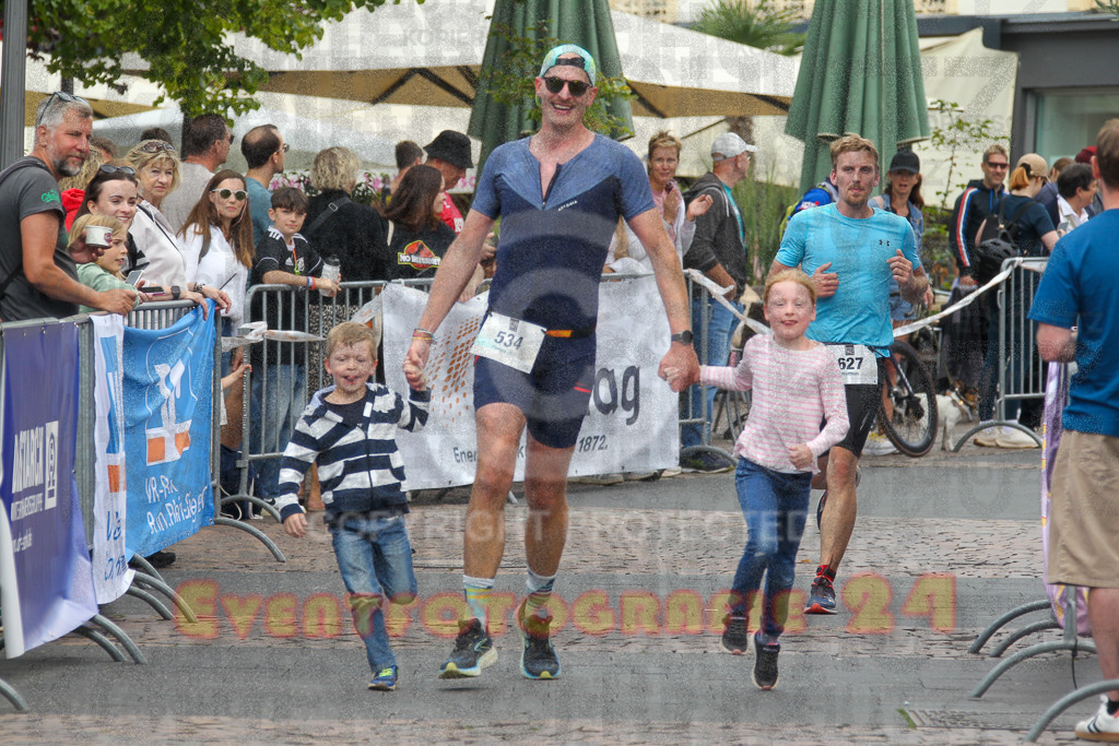 250824_1421_EV4_1590 | Sportfotografie im Rhein-Sieg Kreis, Köln, Bonn, NRW, Rheinland Pfalz, Hessen, etc. Unser Tätigkeitsfeld umfasst den Laufsport vom Volkslauf über den Marathon, Duathlon, Triathon bis zum Ultralauf wie Kölnpfad Ultra oder Schindertrail.