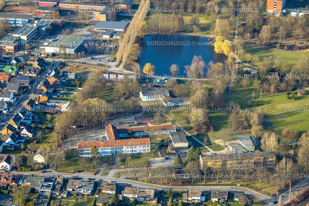 Hamm260203329 | Luftbild, Geistschule und Elisabeth-Lüders-Berufskolleg, oben Märkisches Gymnasium und Friedrich-Ebert-Schule mit See, Stadtbezirk Pelkum, Hamm, Ruhrgebiet, Nordrhein-Westfalen, Deutschland