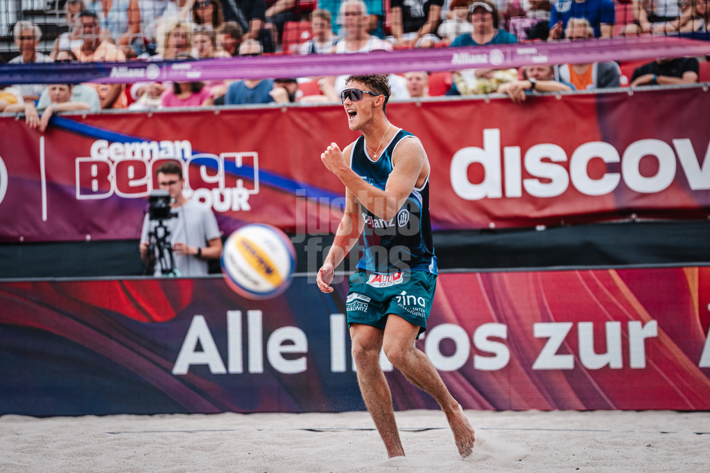 Beachvolleyball | Männer | Allianz German Beach Tour 2024 | Tourstop Kühlungsborn 2 | 16.08.2024 | Hennes Nissen jubelt