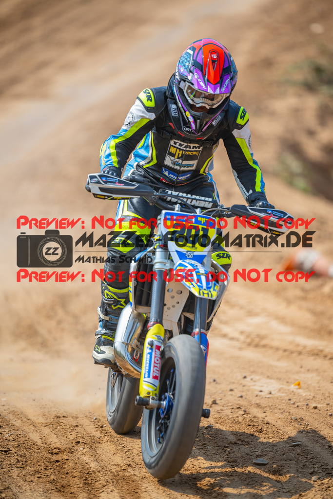 MaZZes-Fotomatrix-20260816-615448 | ROOKIES