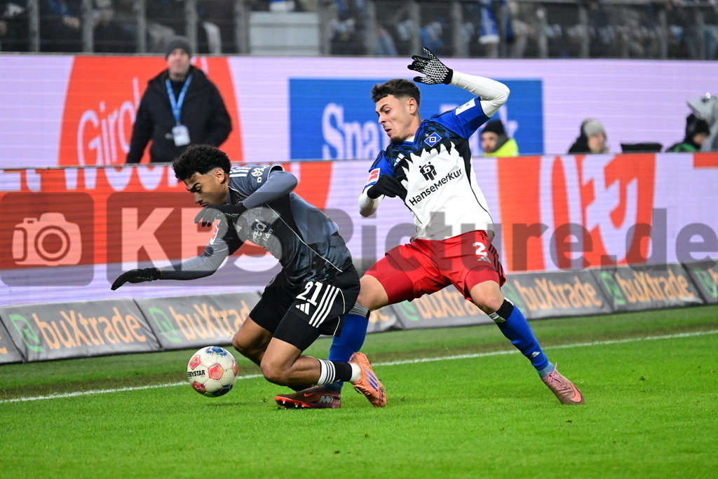 KBS Picture_HSV-Frankfurt_034 | v.l. Brown Nathaniel (Eintr. Frankfurt) , Mikelbrencis William (HSV) ,Sportplatz :  Volksparkstadion, - Realisiert mit Pictrs.com
