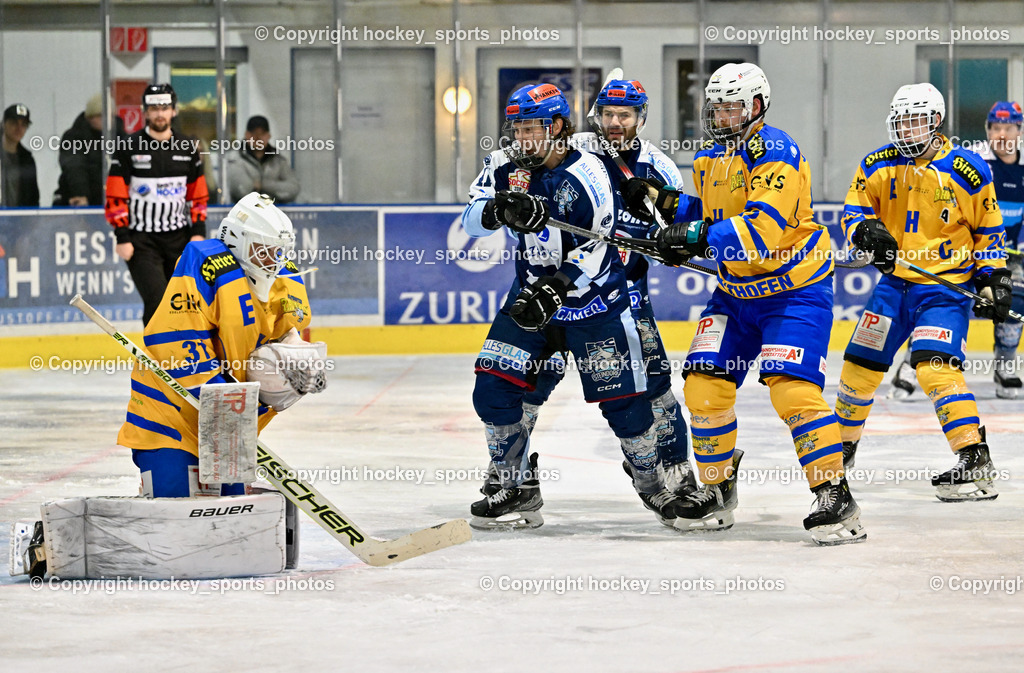 ESC Steindorf vs. EHC Althofen | #31 Horn Fabian EHC Althofen, #11 Czechner Sandro ESC Steindorf, #57 Wilfan Franz ESC Steindorf, #92 Jagarinec Jakob Lukas EHC Althofen, #20 Kogler Benjamin EHC Althofen, ESC Steindorf vs. EHC Althofen, ESC Steindorf vs. EHC Alhofen am 03.03.2024 in Steindorf (Ossiachersee Halle), Austria, (Photo by Bernd Stefan)