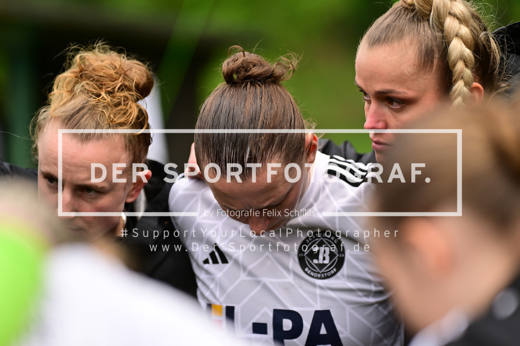 Fußball I Frauen I Saison 2025-2026 I Niedersachsen-Pokal I Halbfinale I FC Jesteburg-Bendestorf - SV TiMoNo I 192401 | Der Sportfotograf. - Realisiert mit Pictrs.com