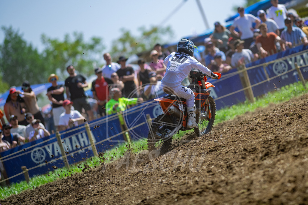 MX 2 (696) | Paeschuphoto Shop - Wer nicht sucht der auch nicht findet.Ob Motocrossbilder oder von einem besuchtem Spiel, Hauptsache Action. - Realisiert mit Pictrs.com