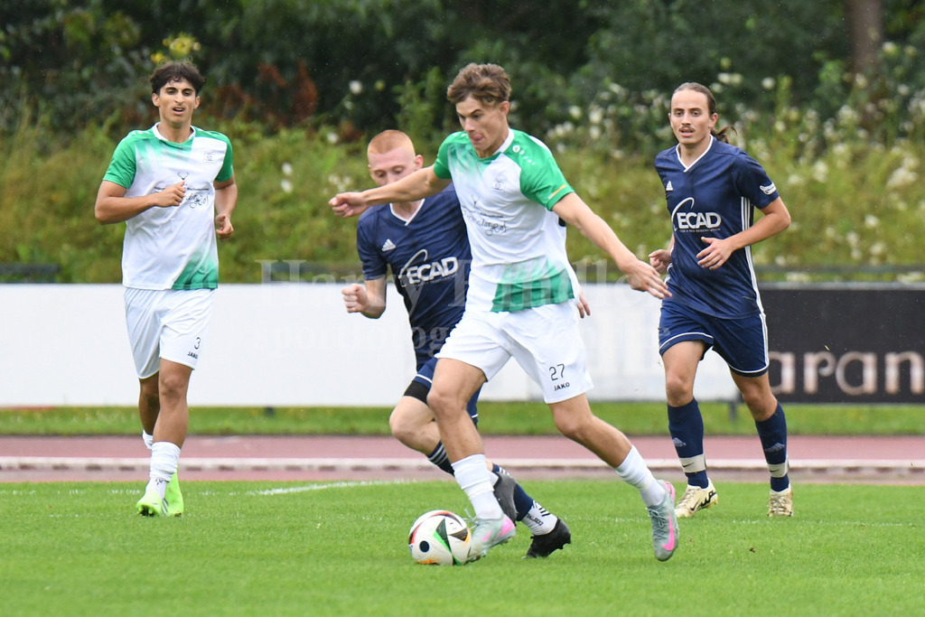 SpVgg GW Deggendorf : FC Obernzell-Erlau | Felix Rem (SpVgg GW Deggendorf #27) - Realisiert mit Pictrs.com