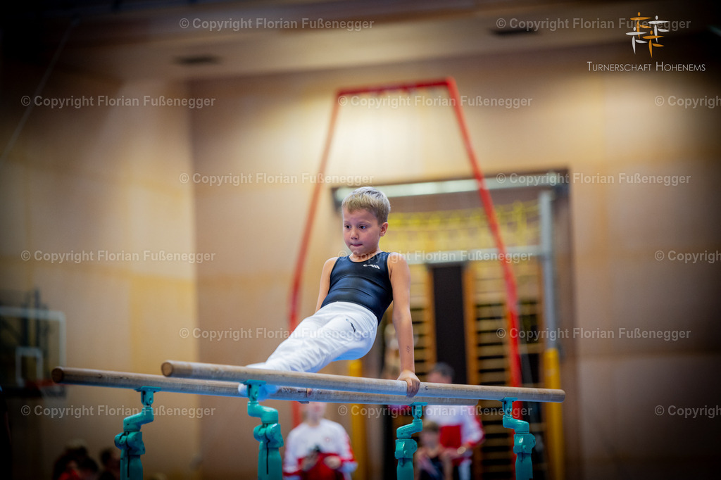 Promo-315 | "Fussifoto.com – Ihr Ansprechpartner für hochwertige Fotografie! Entdecken Sie kreative Bilder und professionelle Dienstleistungen. Kontaktieren Sie uns für Ihre Projekte!"