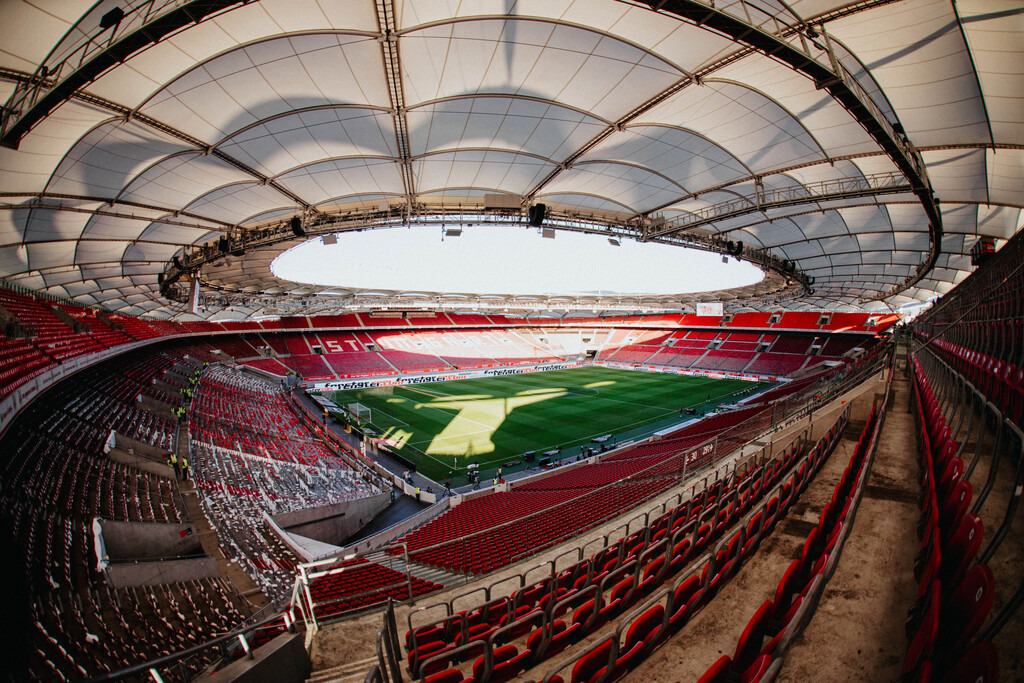 IMG_9565 | Der offizielle Shop für FC St. Pauli Fotos. Wähle aus Spielszenen & Fanmomenten dein FCSP Wunschformat. Wir liefern Millerntor-Atmosphäre.
