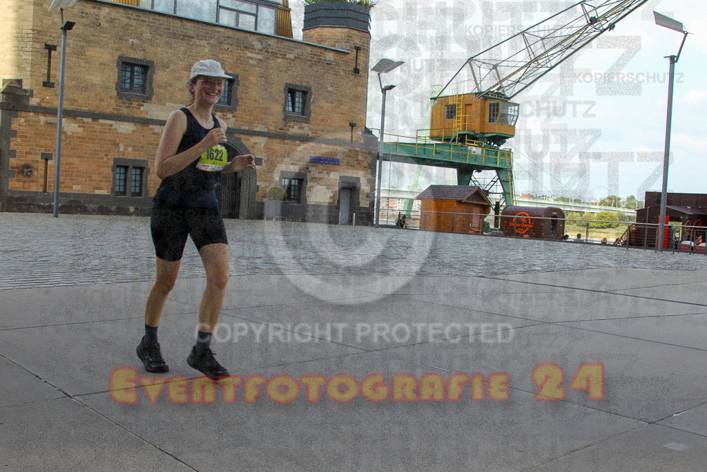 250920_1542_EV4_9477 | Sportfotografie im Rhein-Sieg Kreis, Köln, Bonn, NRW, Rheinland Pfalz, Hessen, etc. Unser Tätigkeitsfeld umfasst den Laufsport vom Volkslauf über den Marathon, Duathlon, Triathon bis zum Ultralauf wie Kölnpfad Ultra oder Schindertrail.