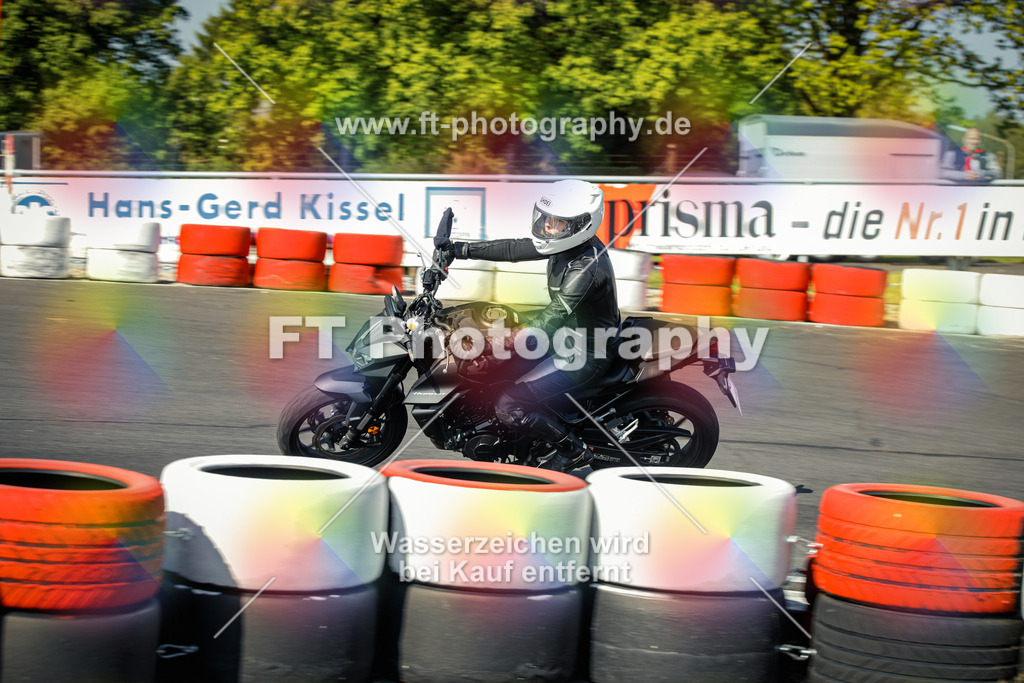 OBK_Mai_Martina_Markus-10296 | Hier findet Ihr Bilder von Touristenfahrten auf der Nürburgring Nordschleife oder von anderen Veranstaltungen die ich besucht habe. Viel Spass beim Durch Schauen 