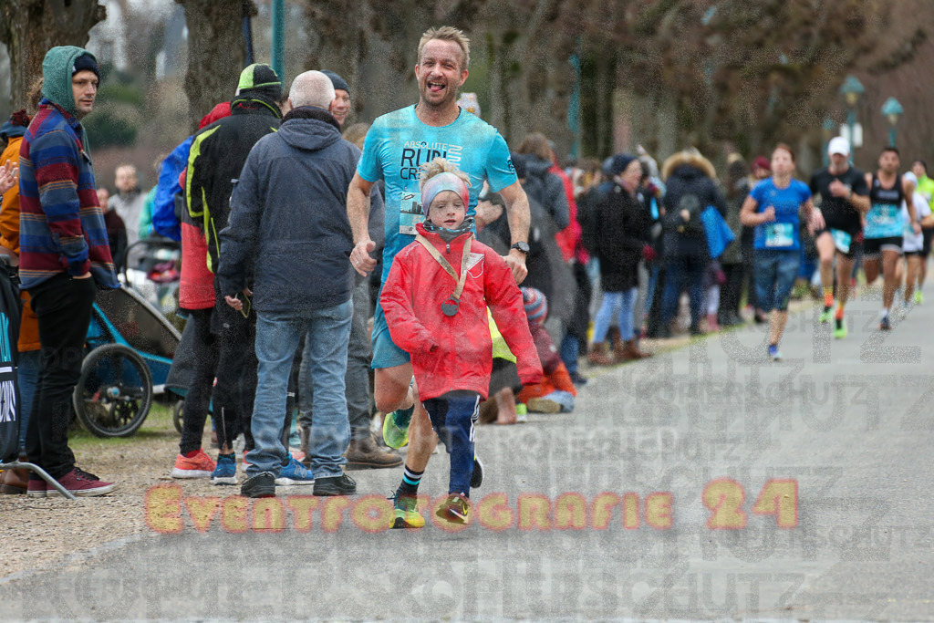 231231_1153_EX1_4366 | Sportfotografie im Rhein-Sieg Kreis, Köln, Bonn, NRW, Rheinland Pfalz, Hessen, etc. Unser Tätigkeitsfeld umfasst den Laufsport vom Volkslauf über den Marathon, Duathlon, Triathon bis zum Ultralauf wie Kölnpfad Ultra oder Schindertrail.