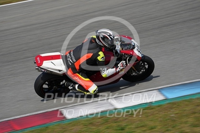 2024_05_04_PBK_26463 | Sportfotografie; SlowMotion; Video; Rennstrecke; Hafeneger; Speer; Racing; RSE; BMW; CBO; Trackday; Motorsportarena; Hockenheimring; Brno; Most; Barcelona; Valencia