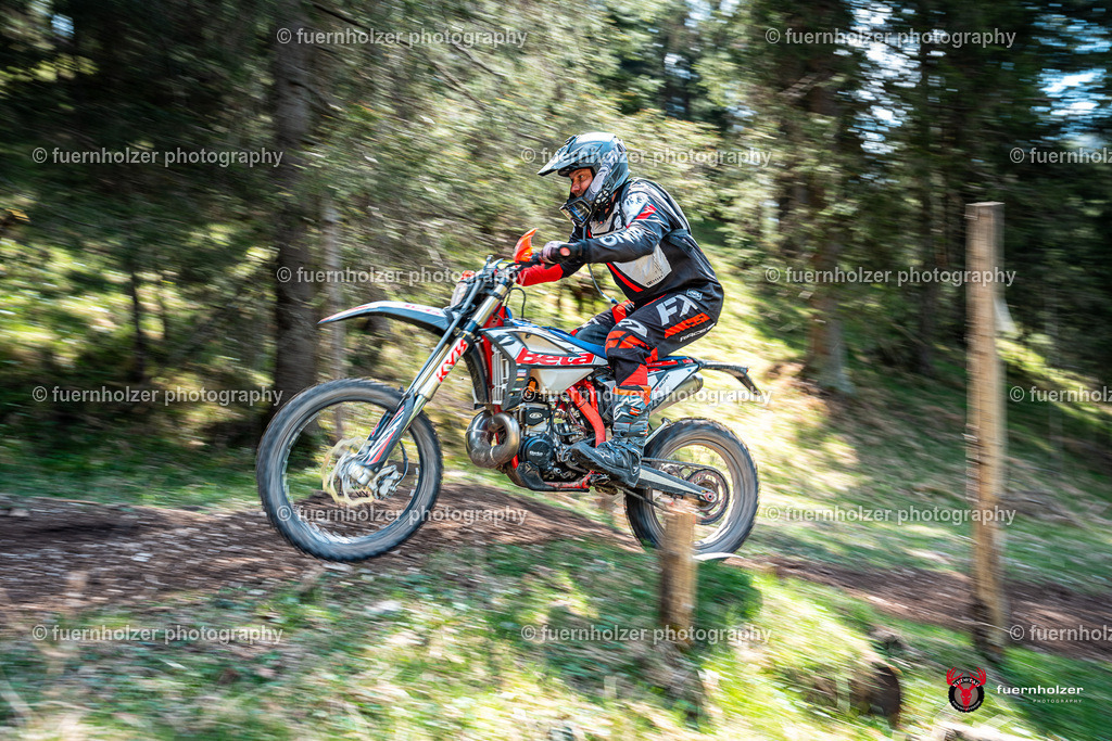 fuernholzer_250501-C1-680 | Fotografische Impressionen von der Red Stag Enduro Extreme by fuernholzer-photography.com. Endurosport in Österreich fotografisch festgehalten von fuernholzer. Auftragsfotografie für Private, Gewerbefotos und Industriefotografie. Eventfotografie, Sportfotografie und Motorsportfotografie. Anbieter von Fotoworkshops, Fototraining, fotografischen Vorträgen und Fotoseminaren.