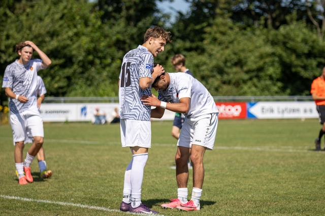 FC Scharbeutz 1 - Tema Chase Football Club I DanaCup 2026 014 | Herzlich willkommen in meiner Fotogalerie für Sportmannschaften. Schau gerne mal rein, vielleicht ist Dein Team ja auch dabei! Falls nicht, schreib mir und wir ändern das! :)  - Realisiert mit Pictrs.com