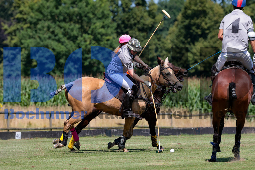 20. Polopicknick Muenster {date} -  | {headline}(Foto: Sebastian Sendlak / BOND) - Realisiert mit Pictrs.com